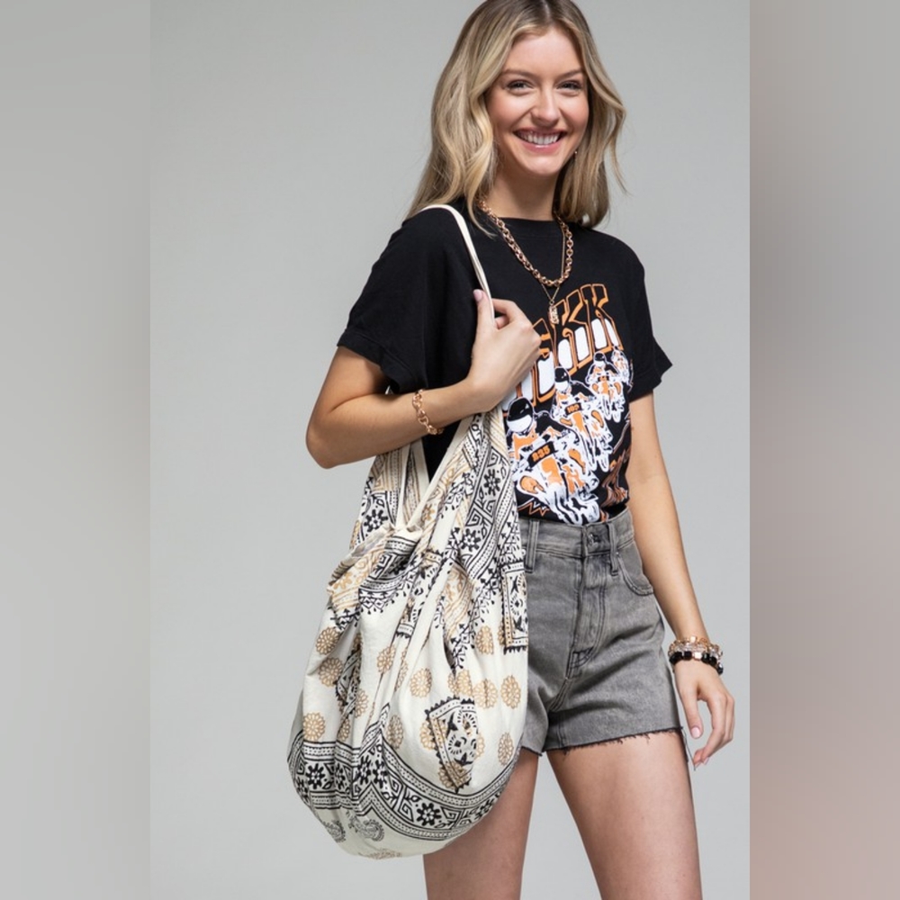 Hobo Beach Yoga Boho Chic Shoulder Bag - Handblock Paisley & Floral Printed - Picture 7 of 10